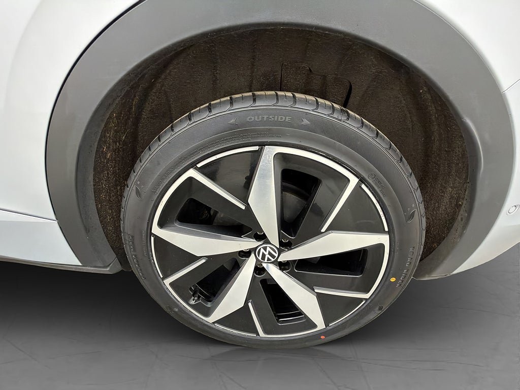 Vehicle Image 33