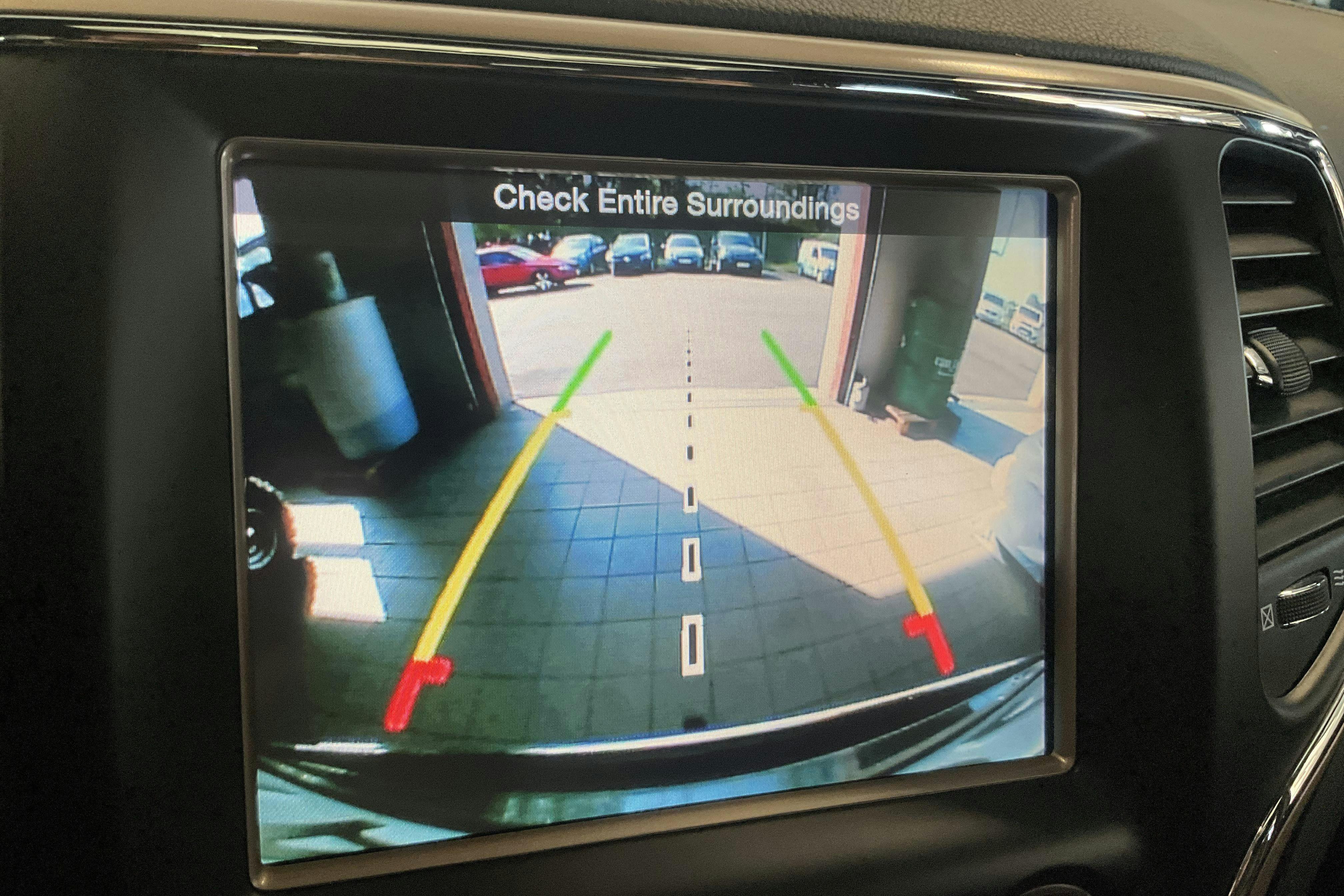 Vehicle Image 12