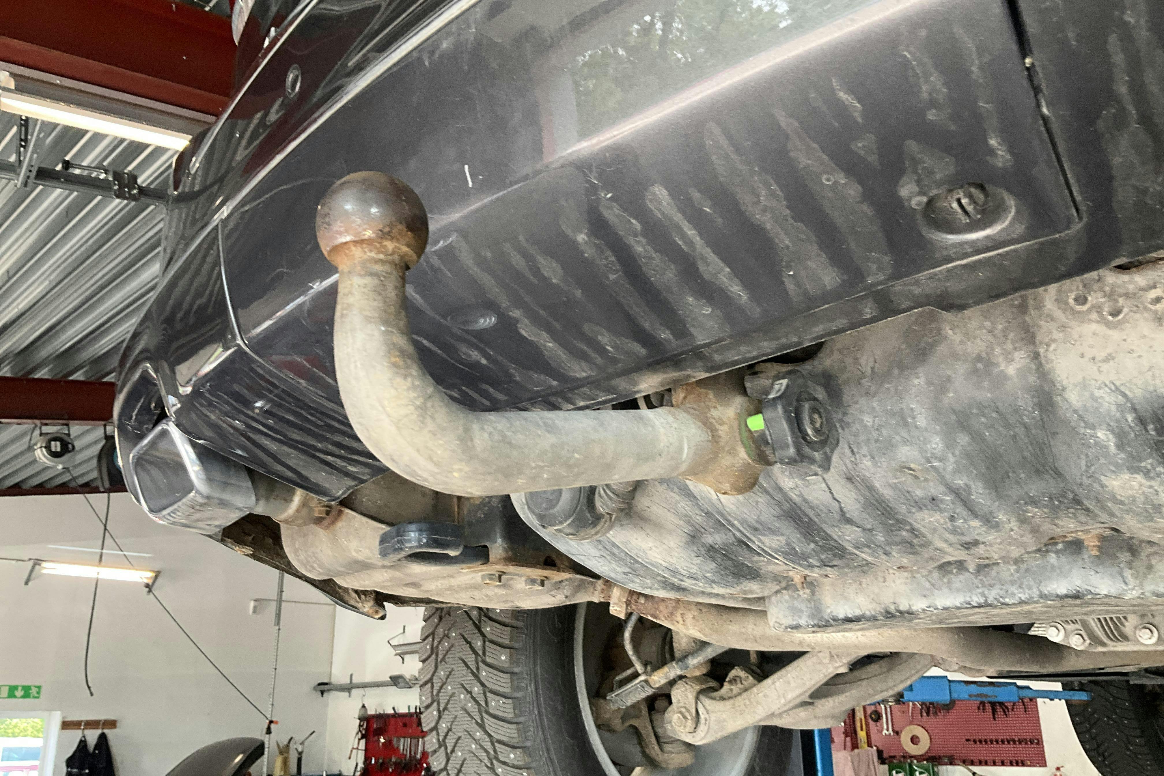 Vehicle Image 15