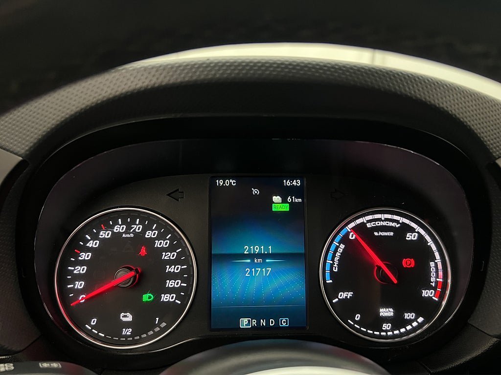 Vehicle Image 19