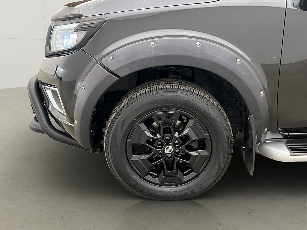 Vehicle Image 32