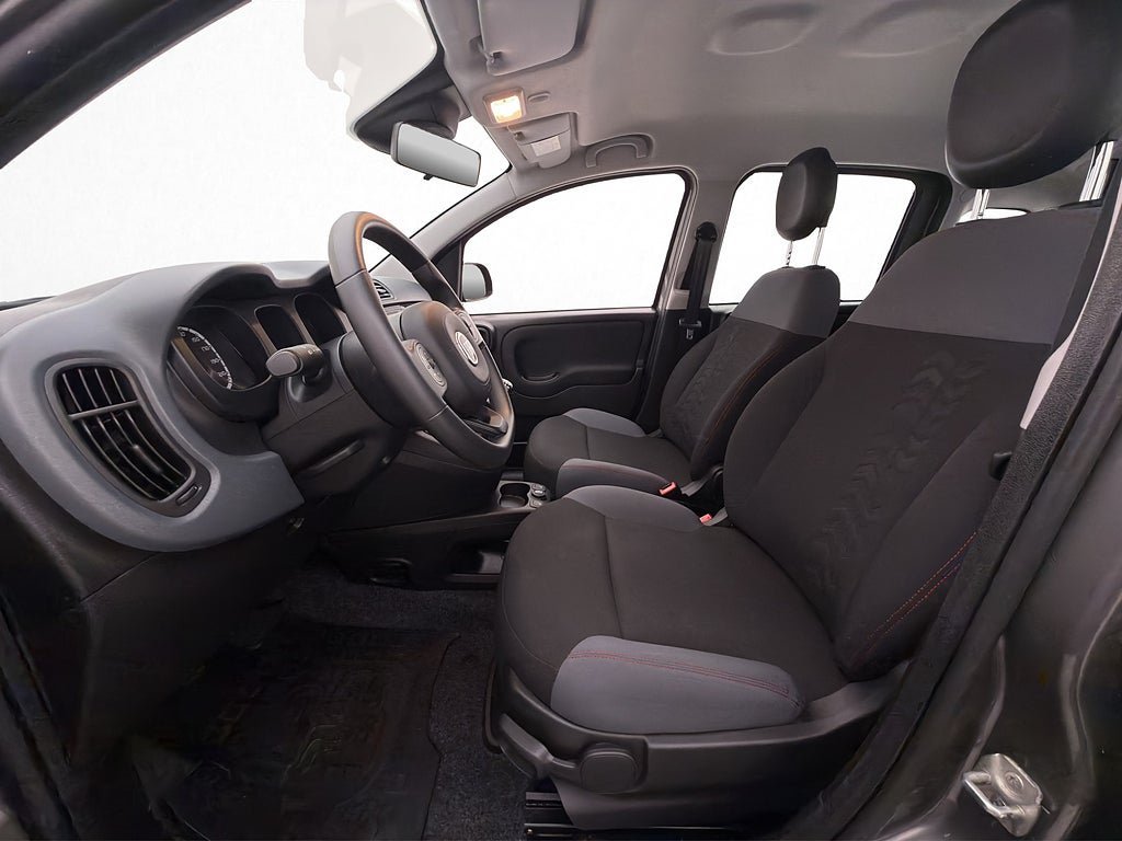 Vehicle Image 11