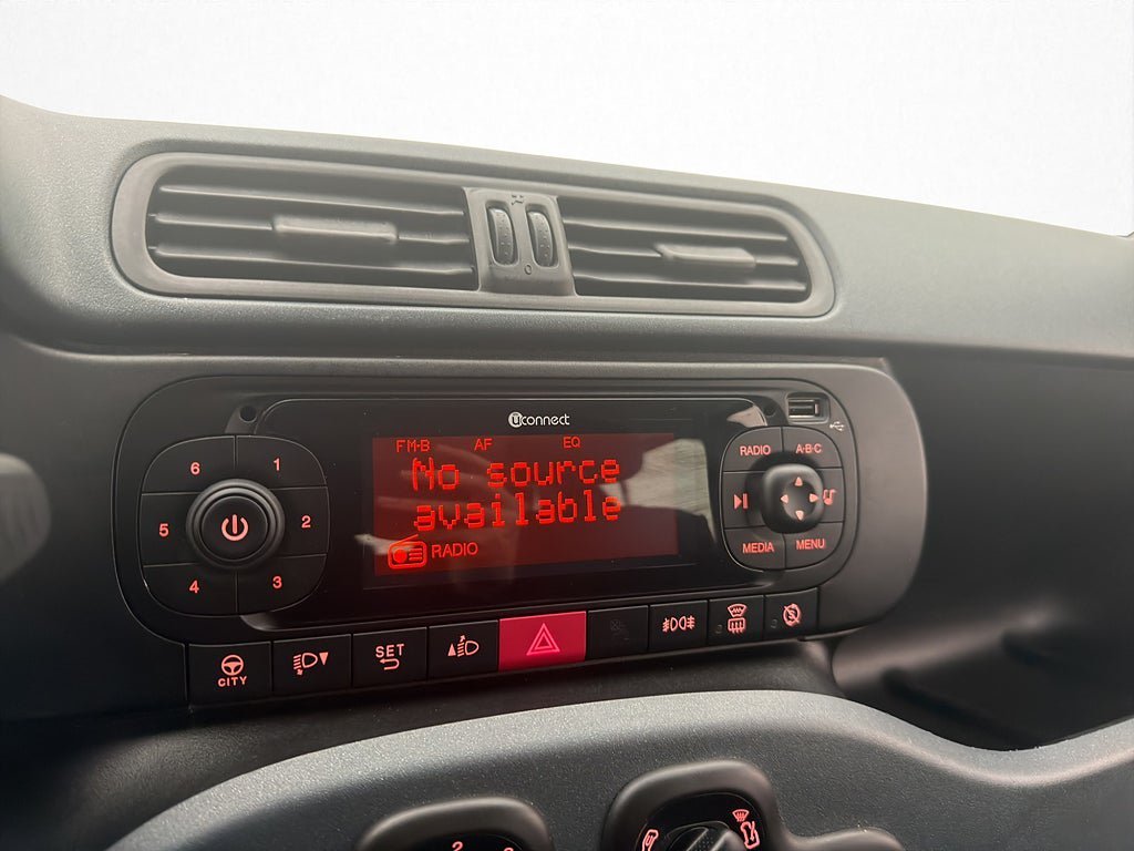 Vehicle Image 17