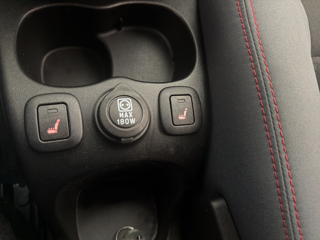 Vehicle Image 19