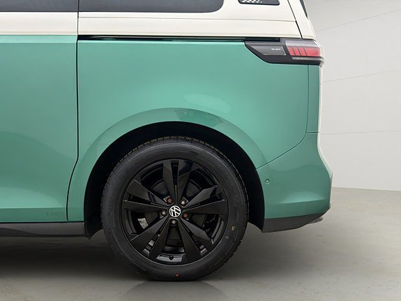 Vehicle Image 34