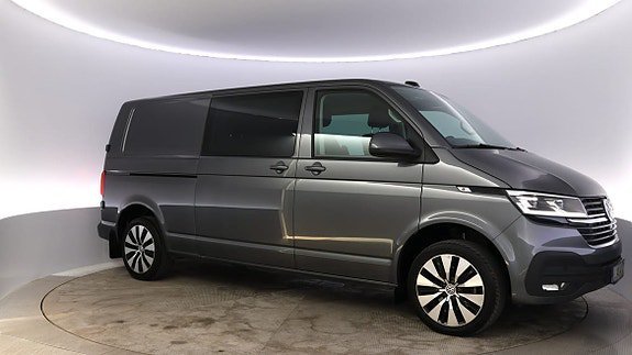 Vehicle Image 28