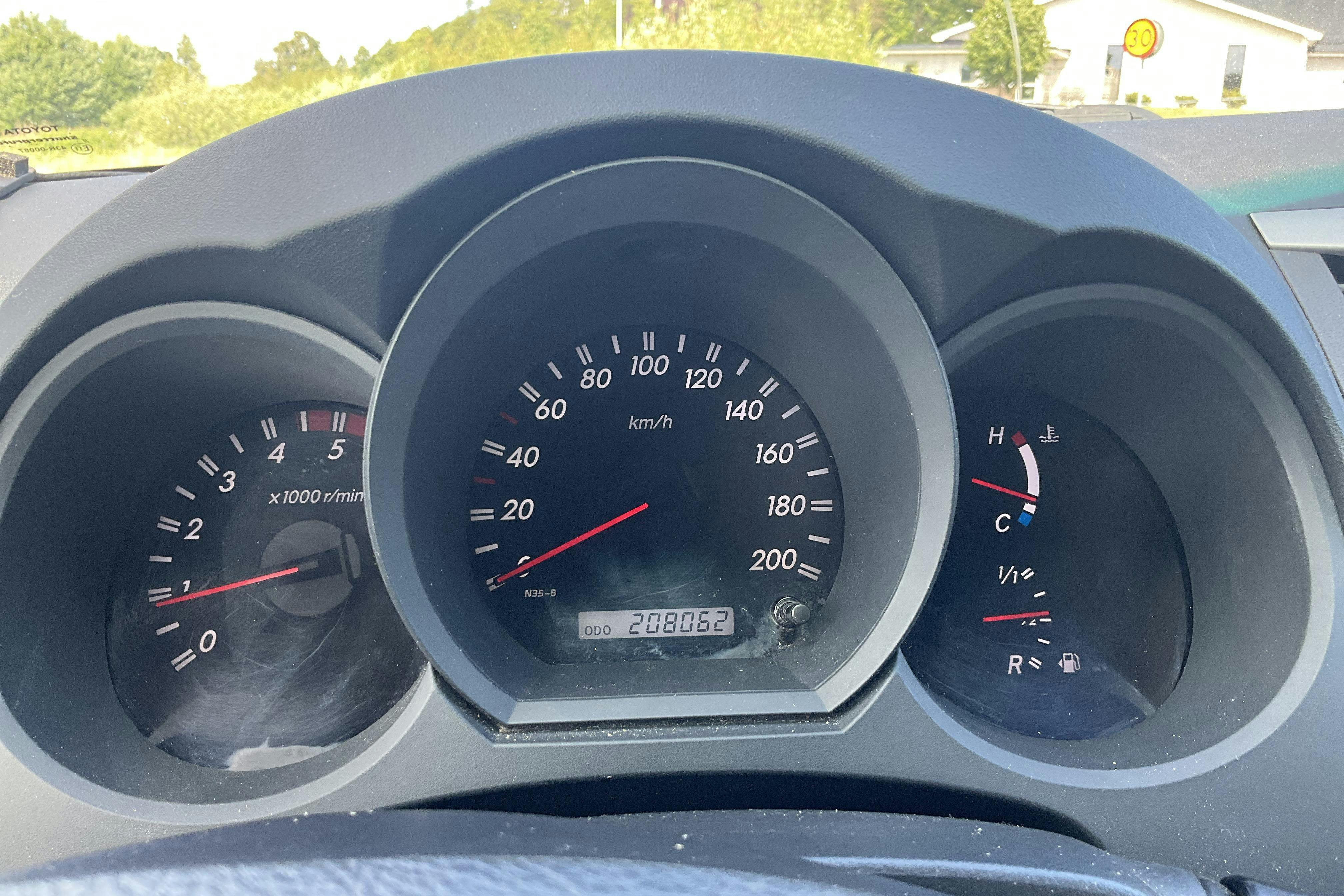 Vehicle Image 11