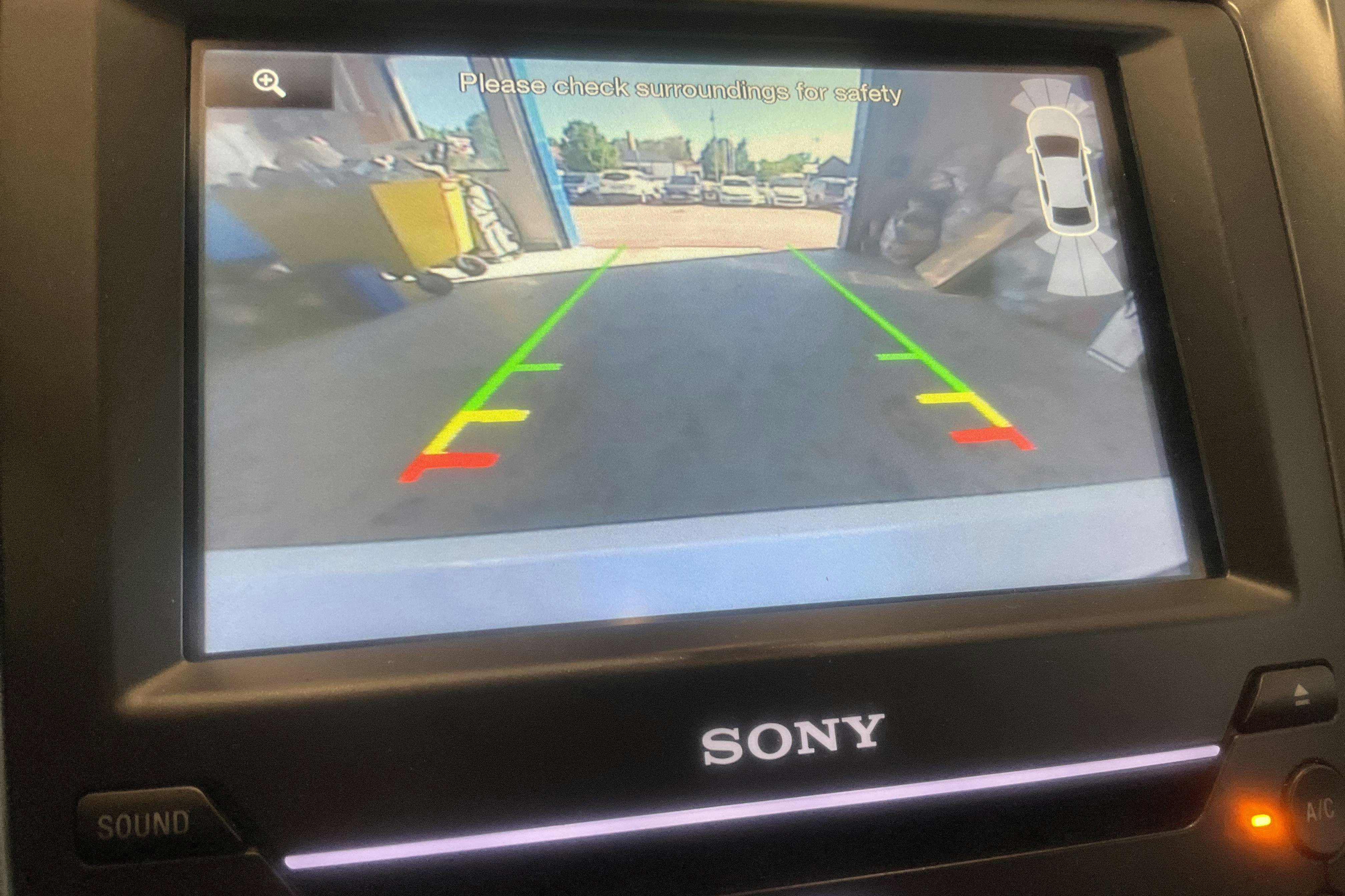 Vehicle Image 13