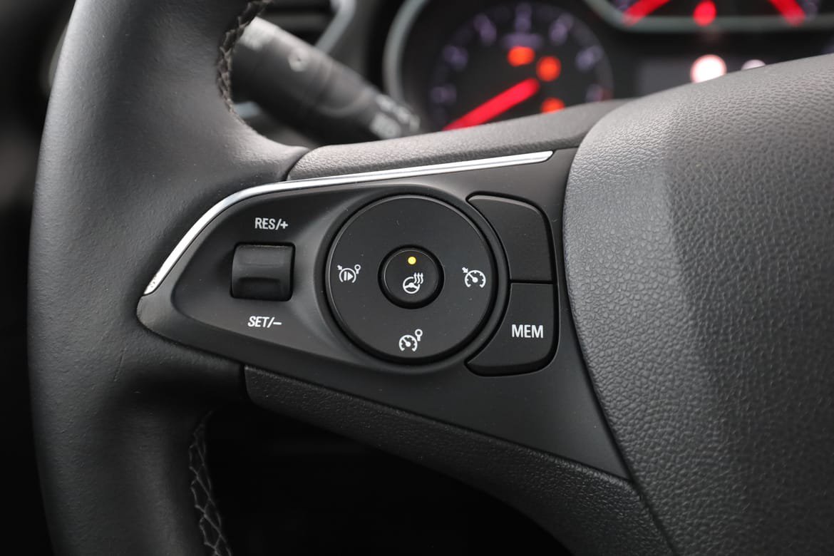 Vehicle Image 28