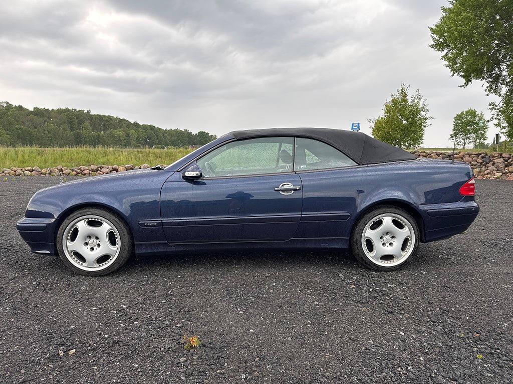 Vehicle Image 27