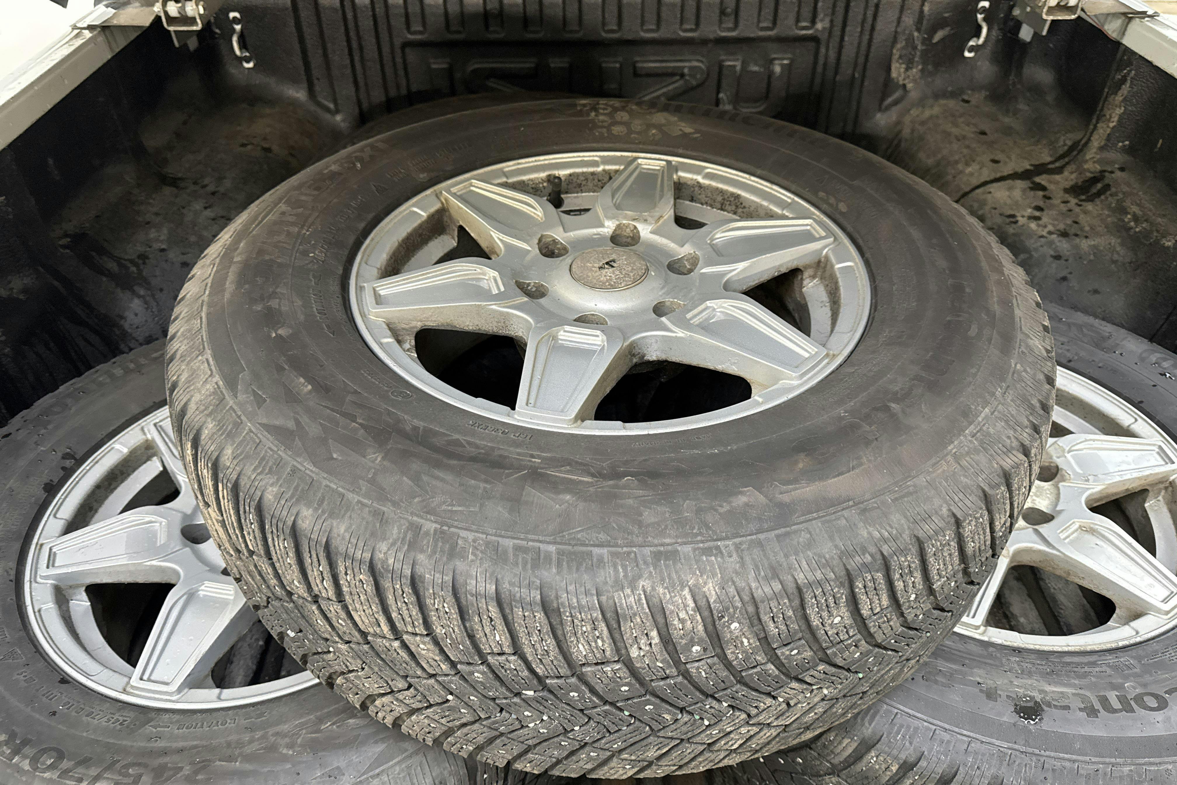 Vehicle Image 14