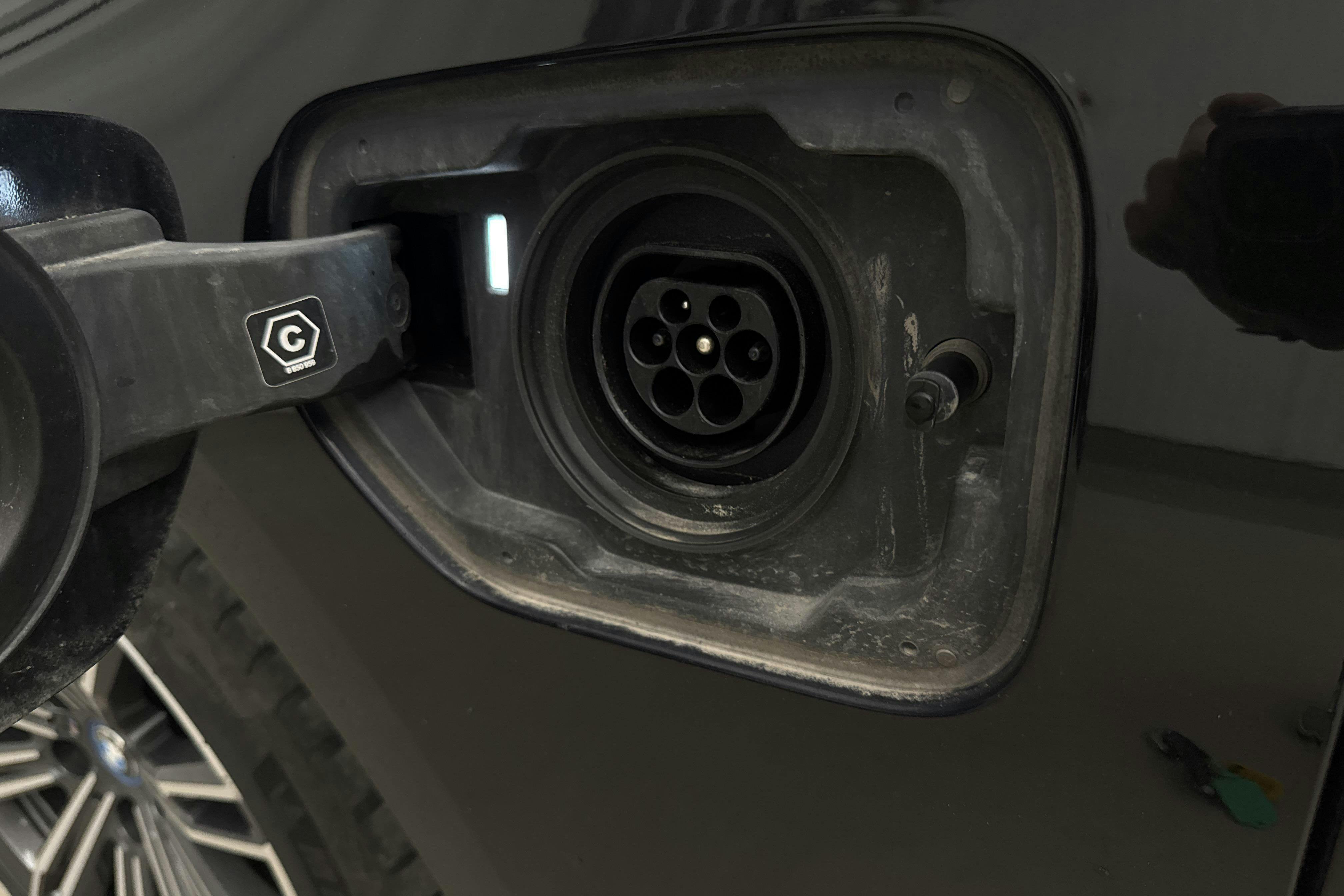 Vehicle Image 21