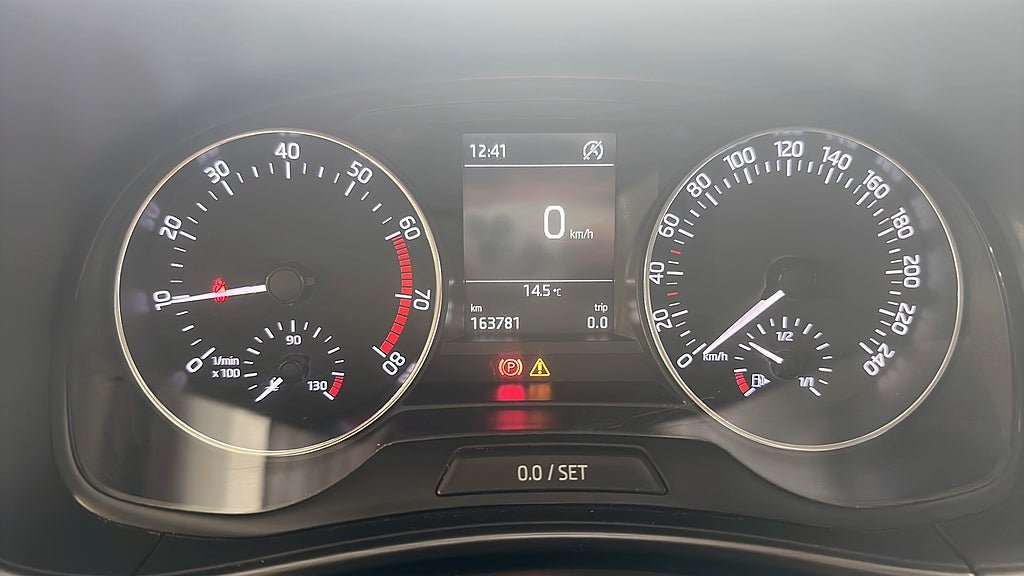 Vehicle Image 17