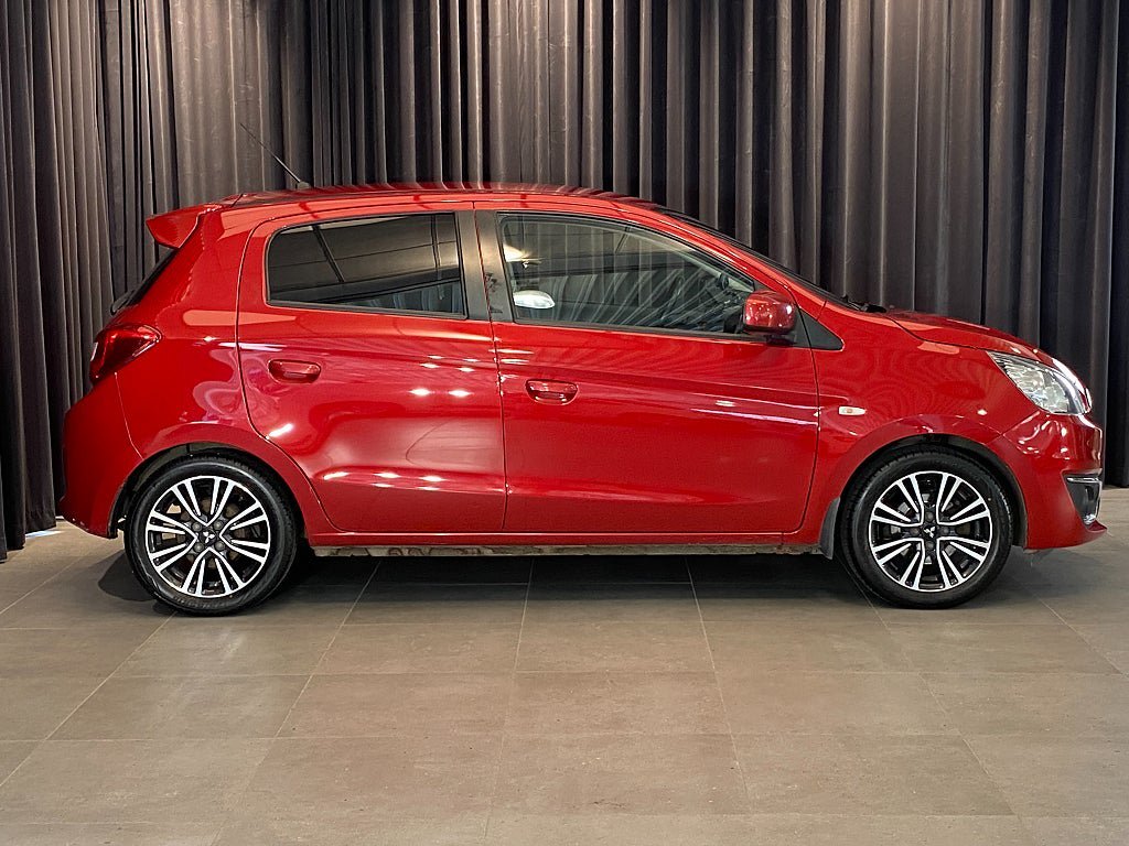 Vehicle Image 5