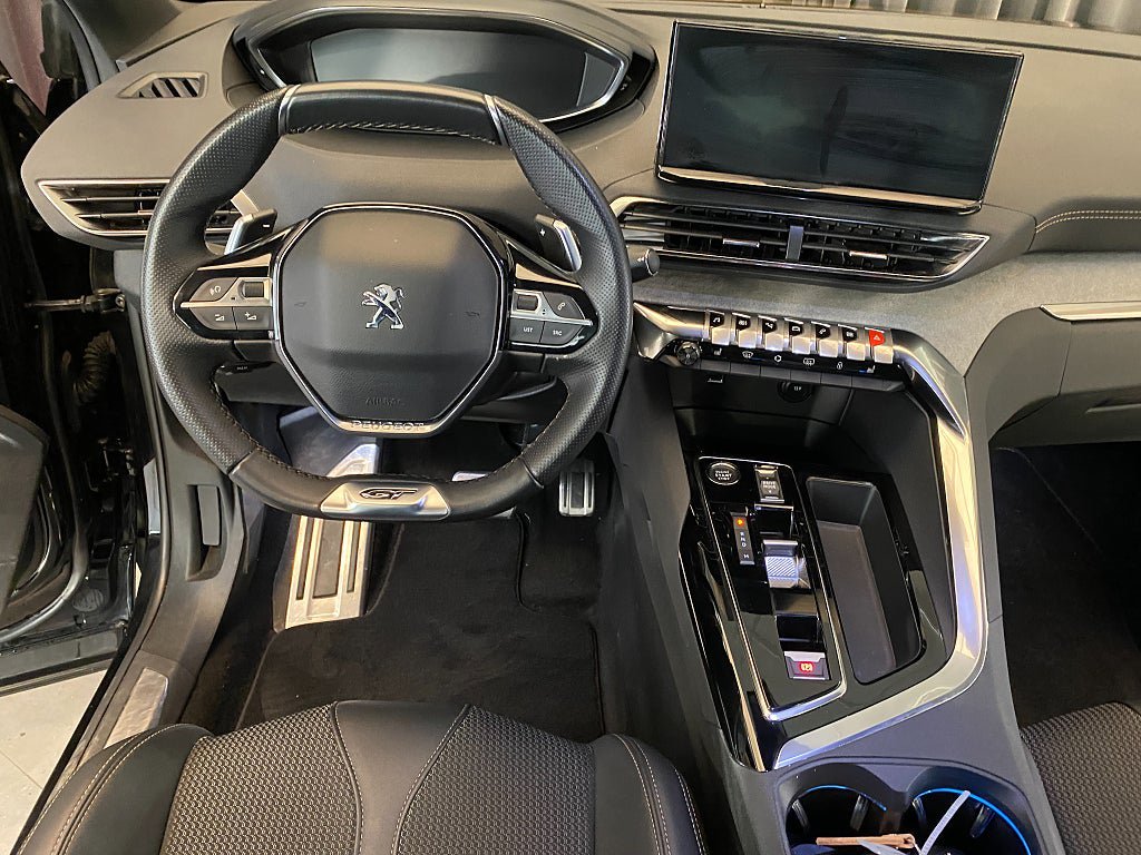 Vehicle Image 36