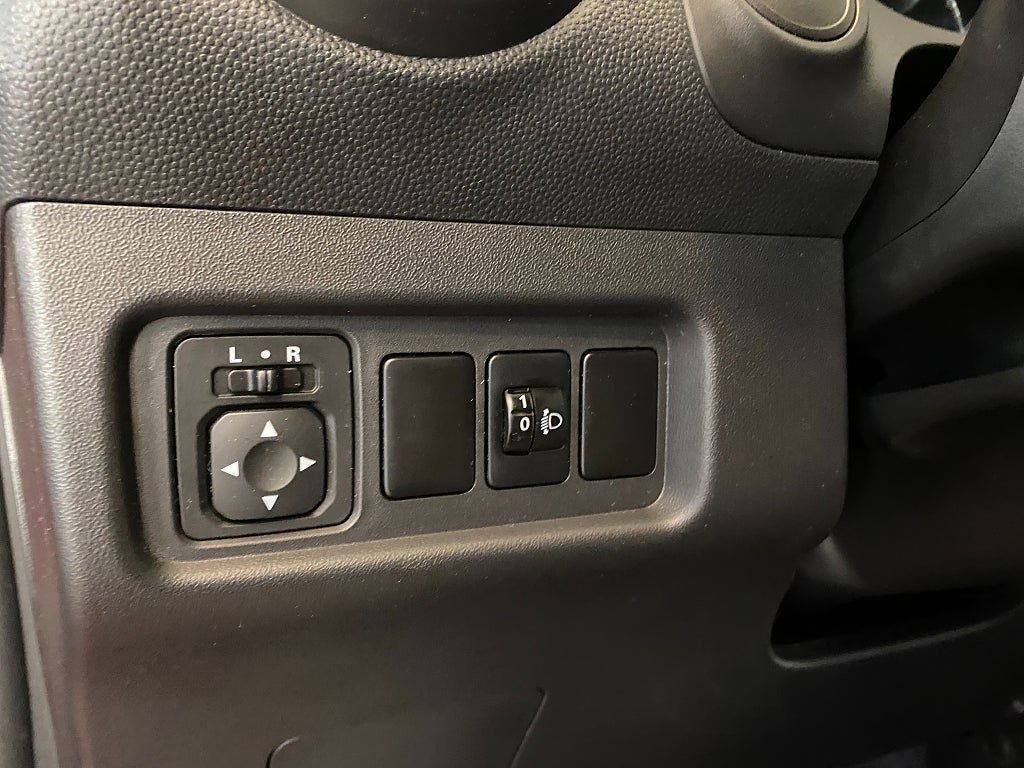 Vehicle Image 34