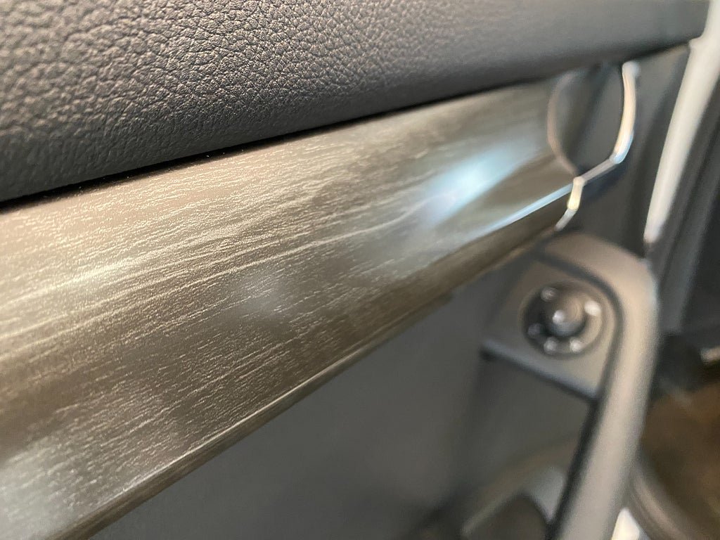 Vehicle Image 32