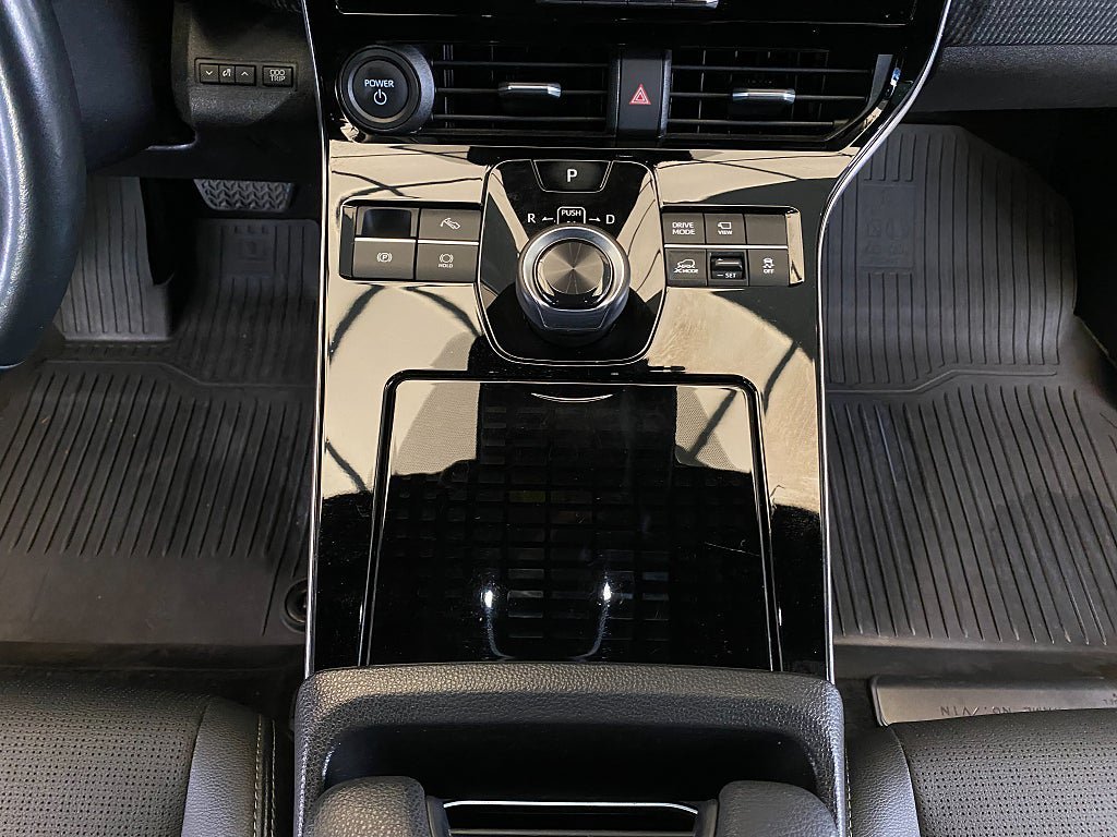 Vehicle Image 48