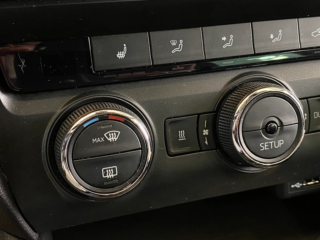 Vehicle Image 63