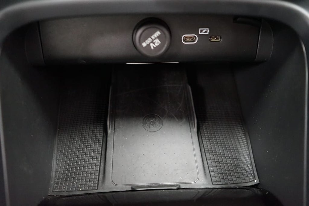 Vehicle Image 17