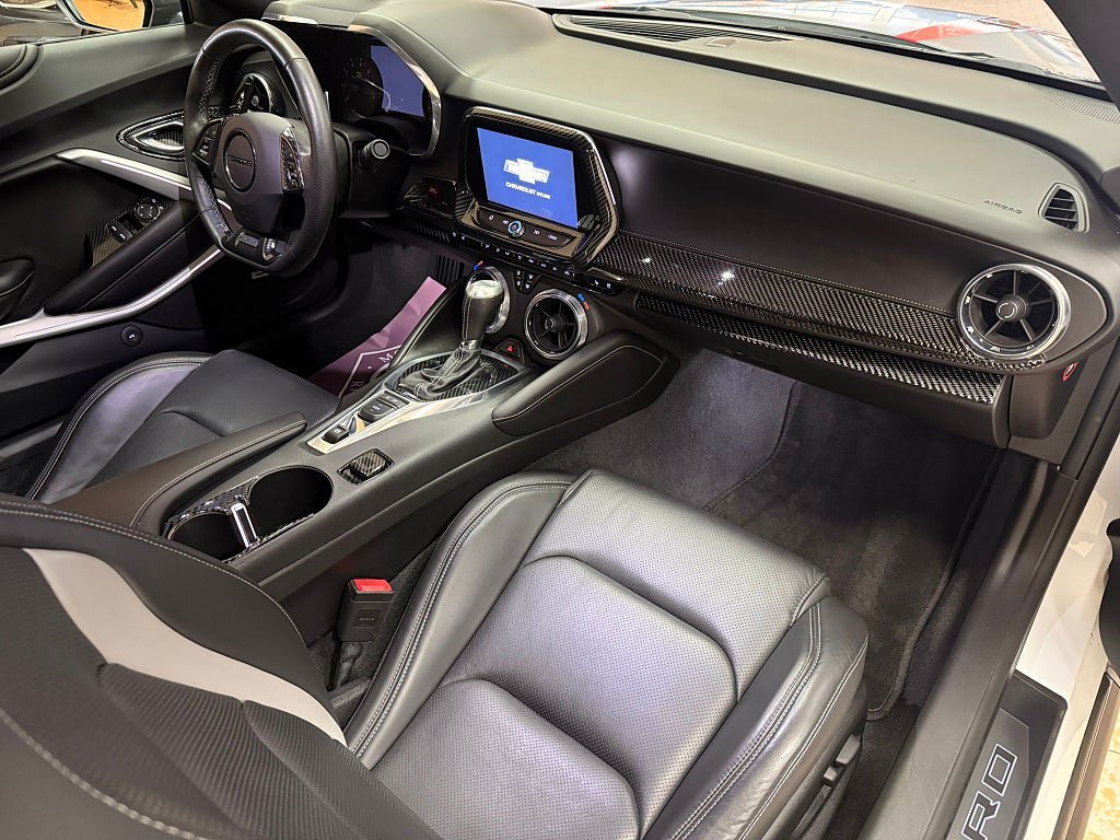 Vehicle Image 16