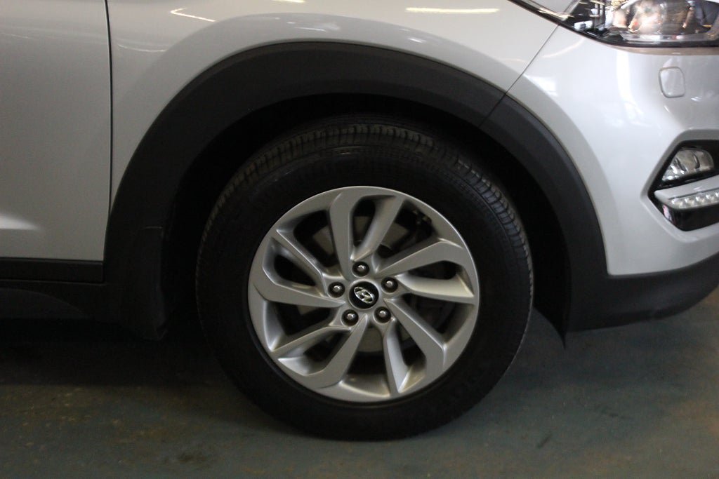 Vehicle Image 7