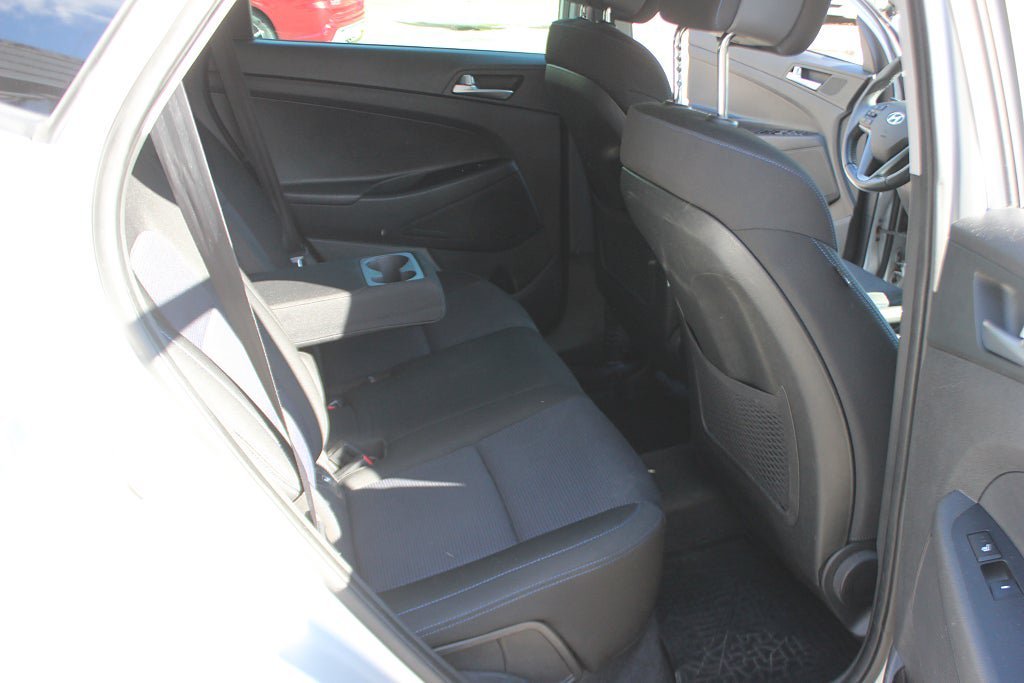 Vehicle Image 23