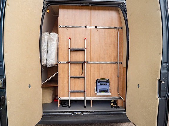 Vehicle Image 18