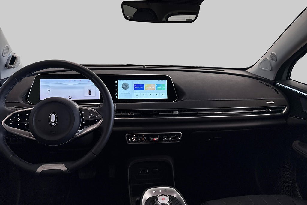 Vehicle Image 7
