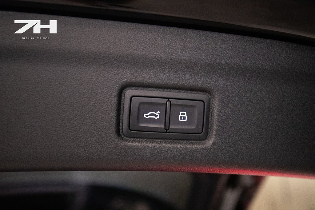 Vehicle Image 27