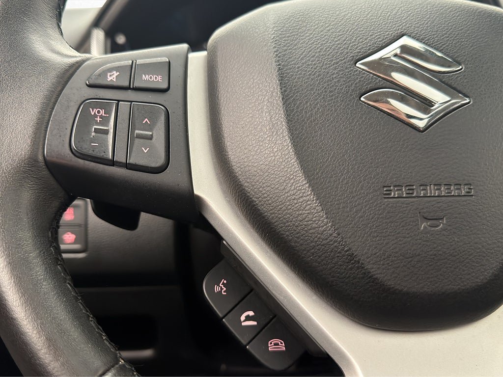 Vehicle Image 16