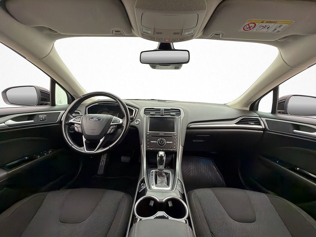 Vehicle Image 13