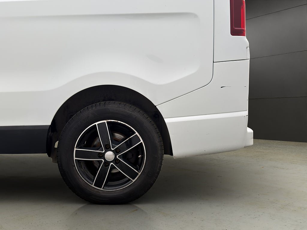 Vehicle Image 31