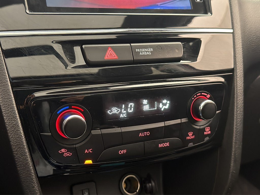 Vehicle Image 23