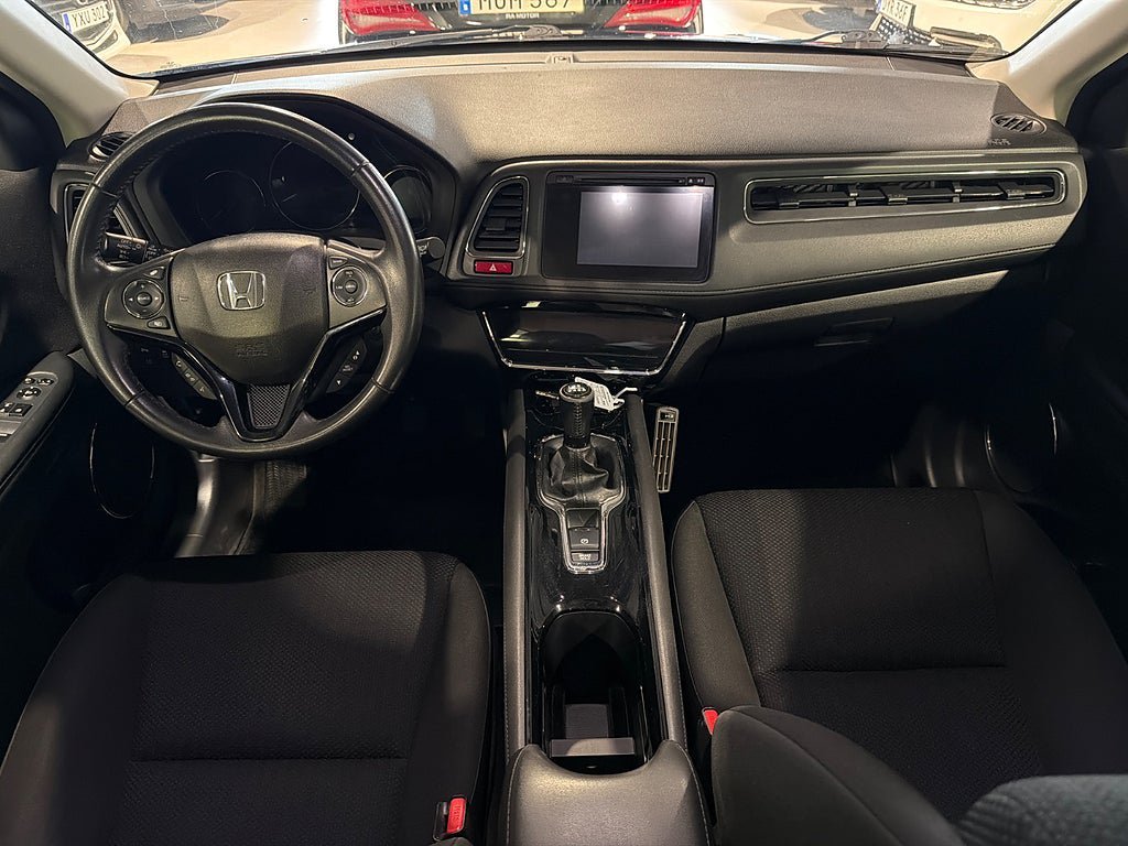Vehicle Image 11
