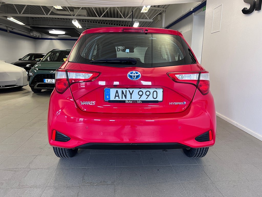 Vehicle Image 7