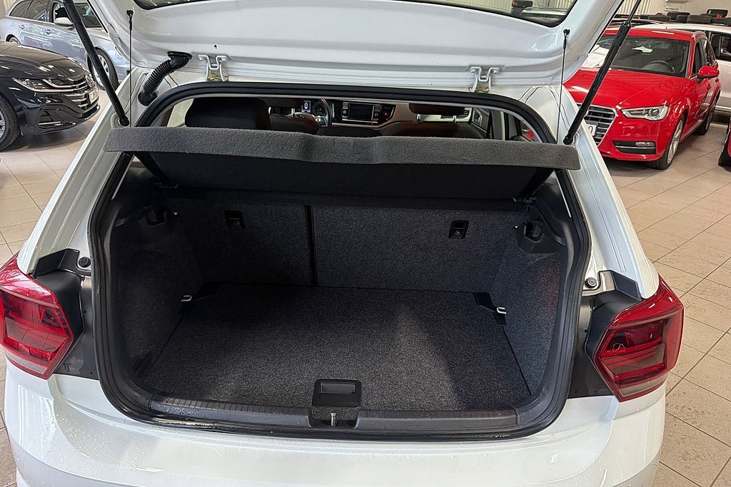 Vehicle Image 18