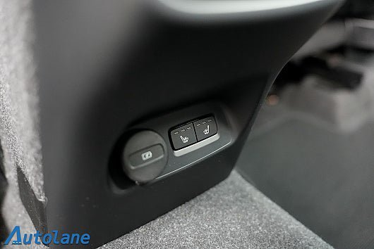 Vehicle Image 26