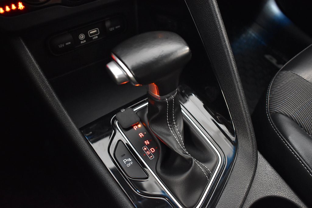 Vehicle Image 11