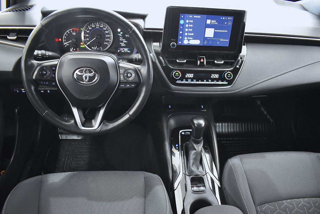 Vehicle Image 9