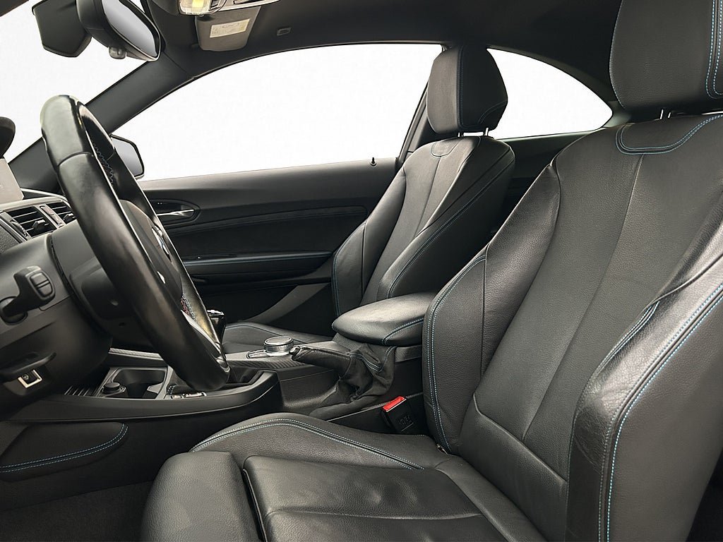 Vehicle Image 24