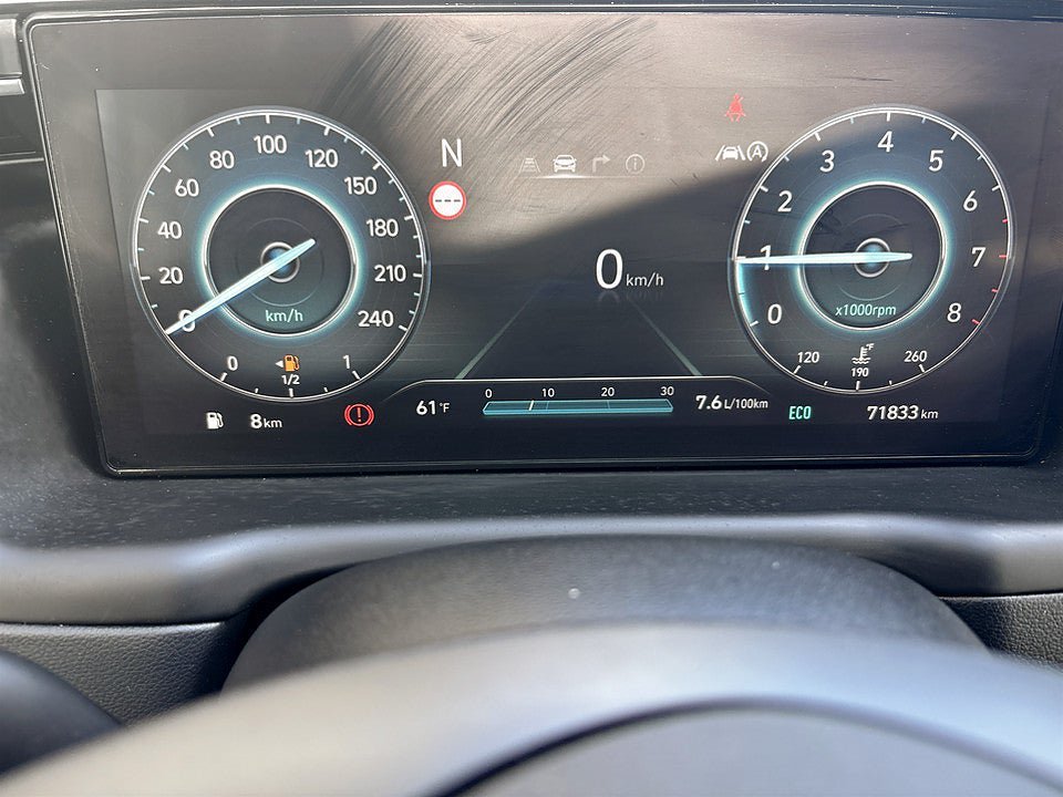 Vehicle Image 8