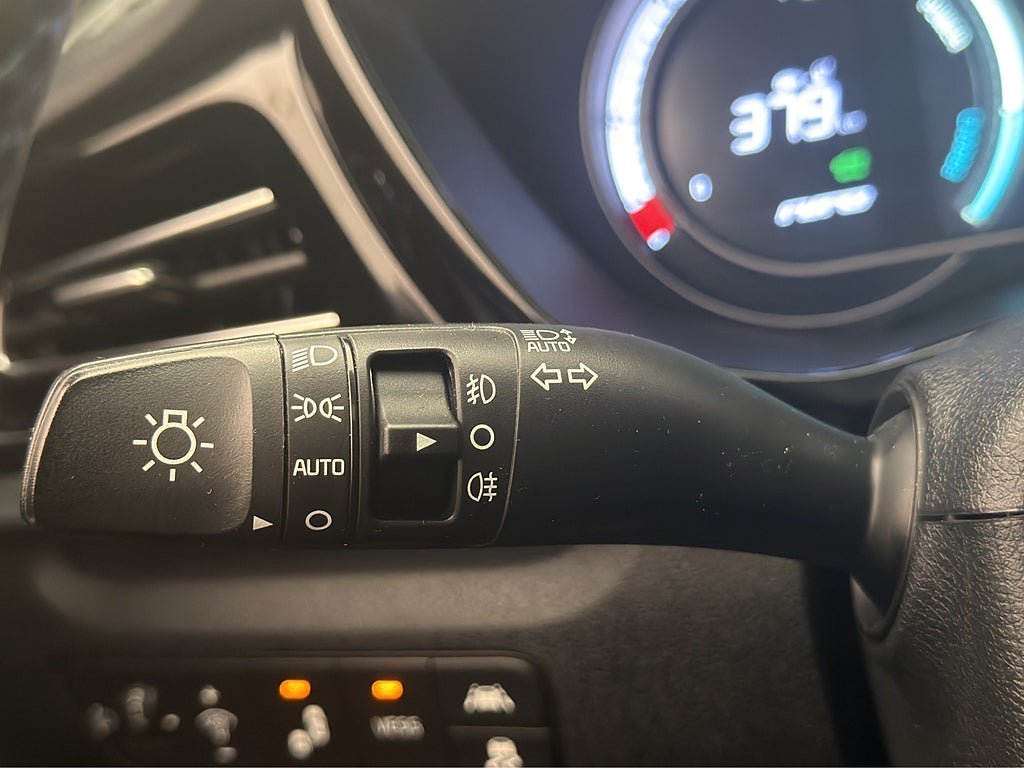 Vehicle Image 30