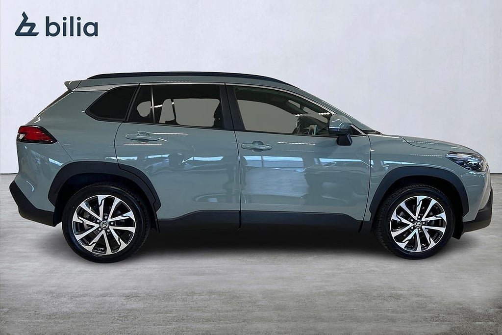Vehicle Image 16