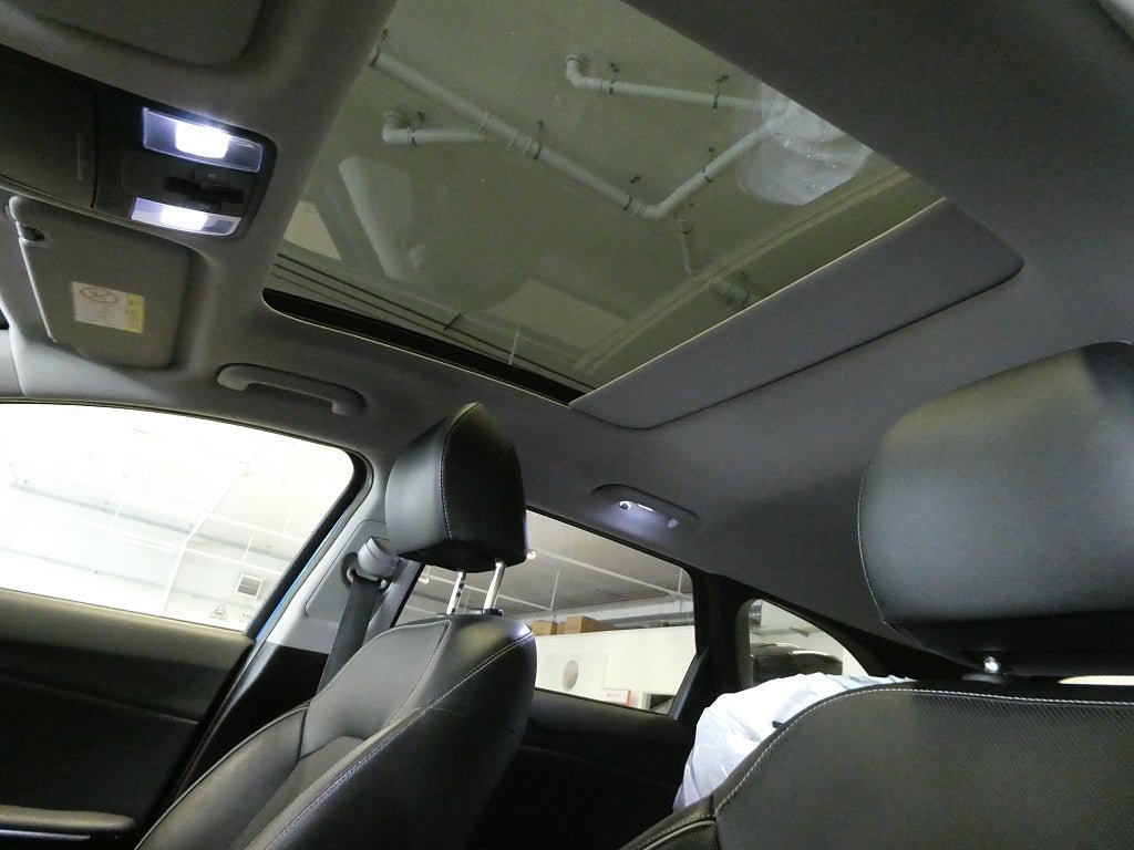 Vehicle Image 17