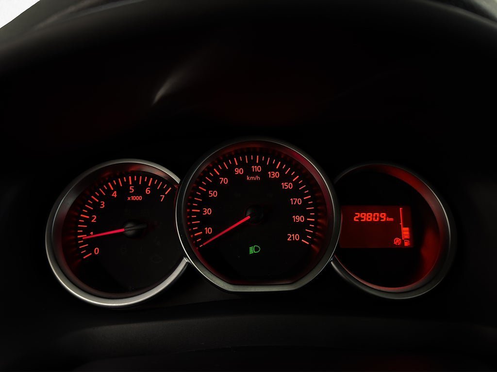 Vehicle Image 16
