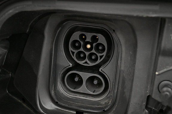Vehicle Image 24