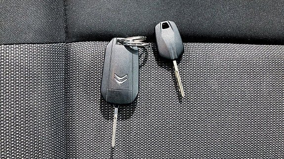 Vehicle Image 19