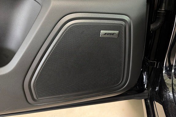 Vehicle Image 29