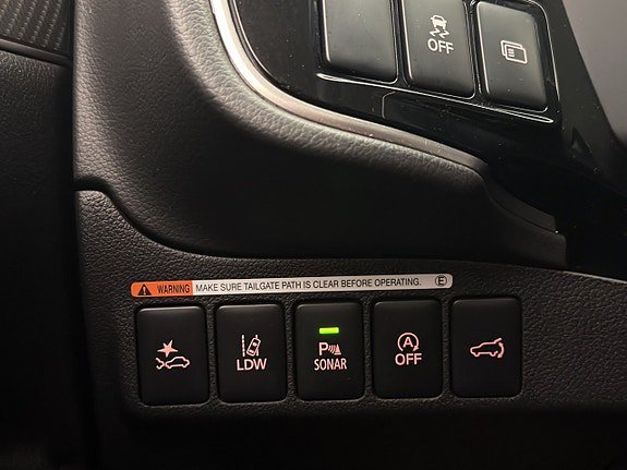 Vehicle Image 29